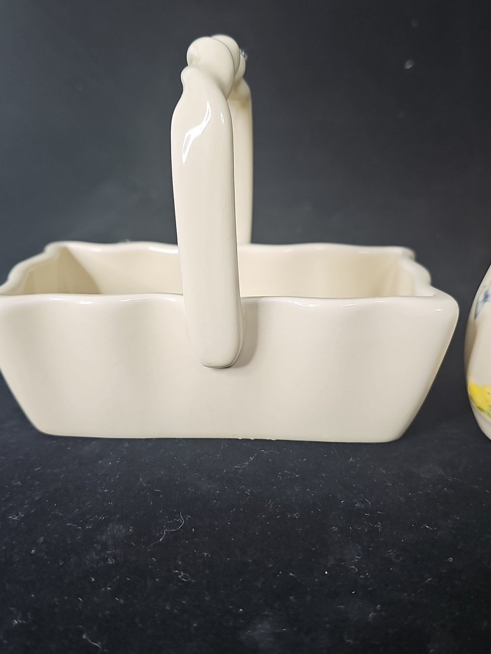 Ceramic Bunny Salt & Pepper Set with Basket - Picture 5 of 9